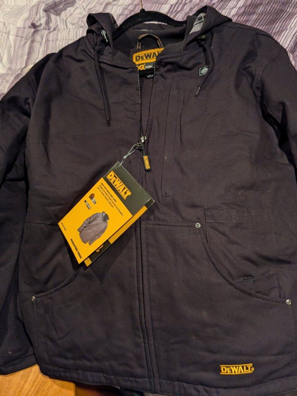 DeWalt  Heated Work Jacket w/ Battery- Black/ Medium
